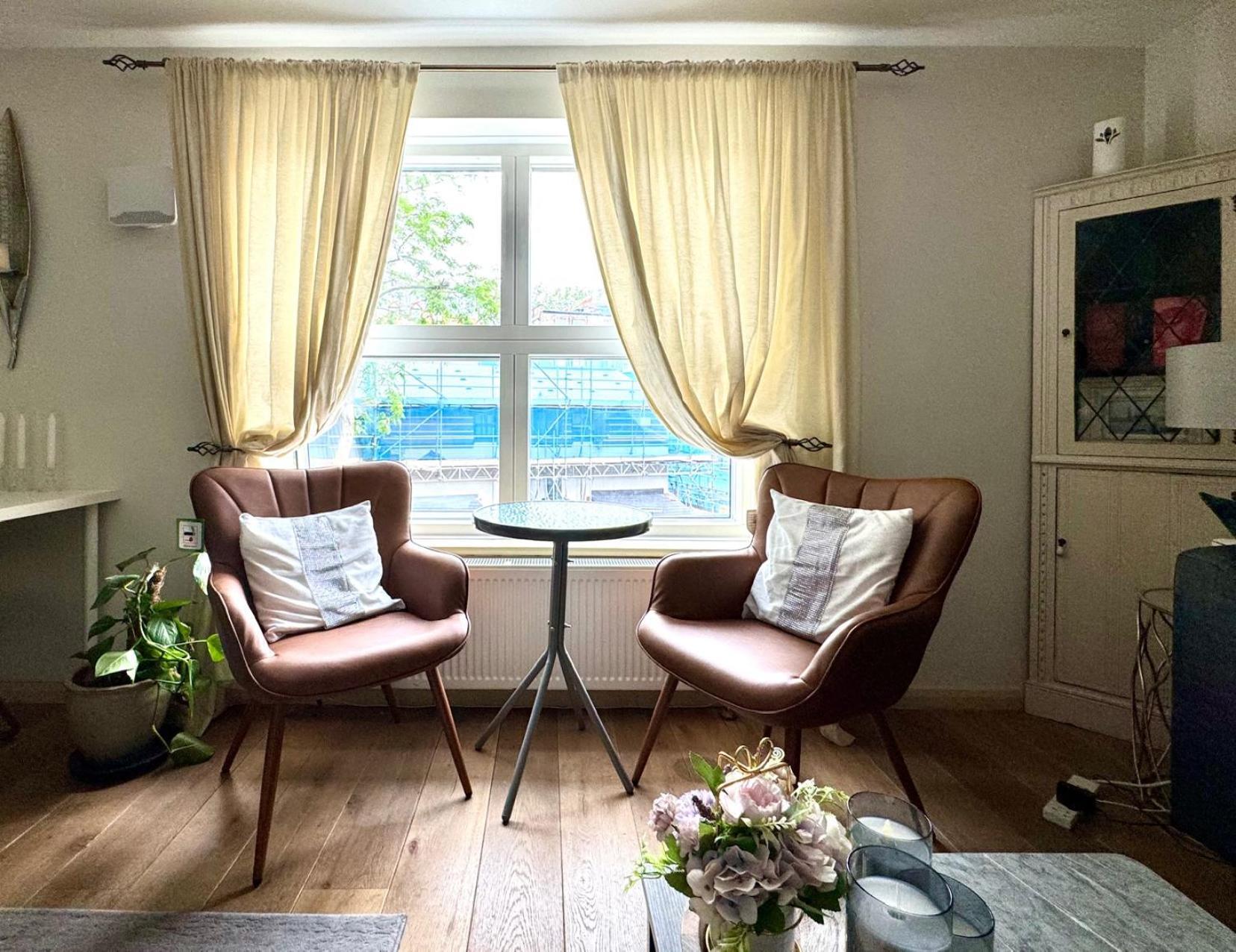 Super Central Beautiful Three Bedroom London Exterior photo